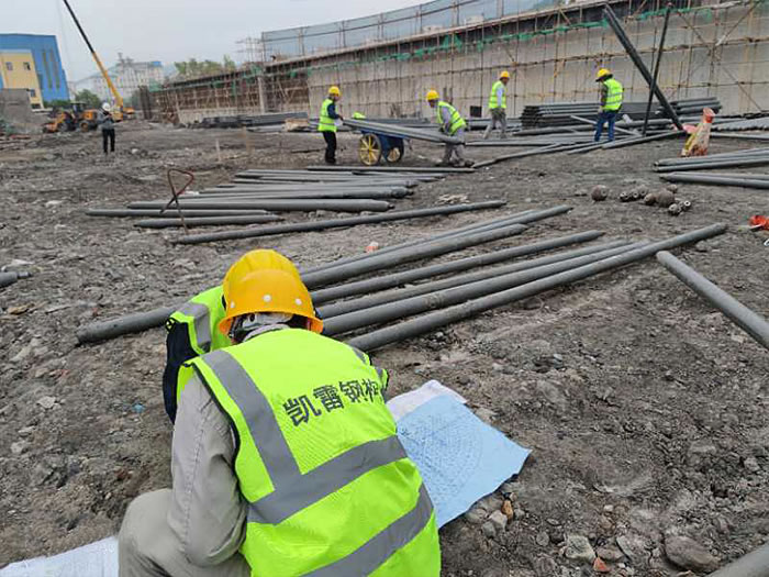 磐石螺栓球网架结构